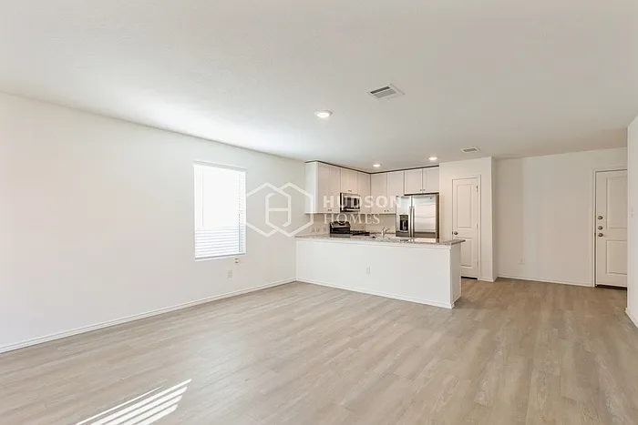 5333 Basil Chase — Photo 4