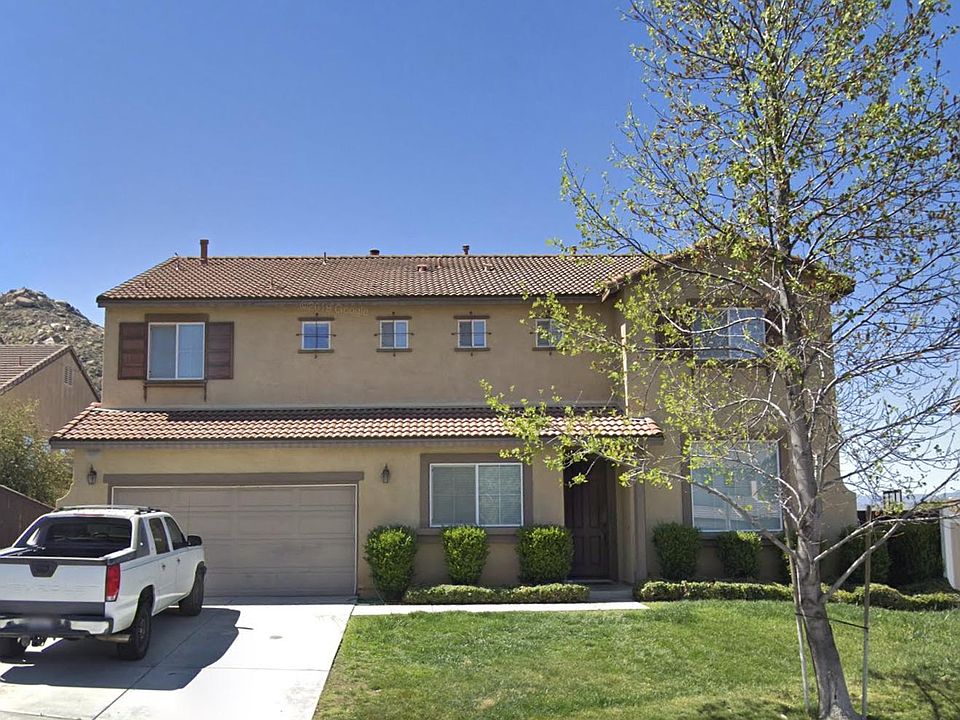 2nd image of 16433 Gelding Way