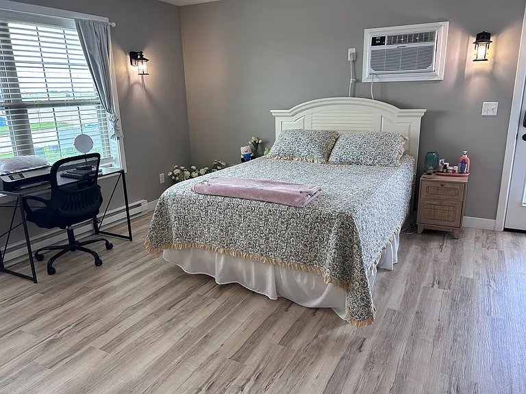 170 E Clay St #5 — Photo 10