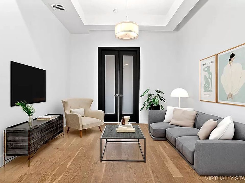 1st image of 2027 Menahan St APT 2R