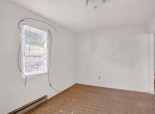 426 Thomas St, Henderson, NC 27536
