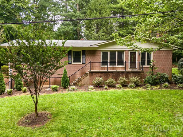204 Sherwood Pl, Morganton, NC 28655