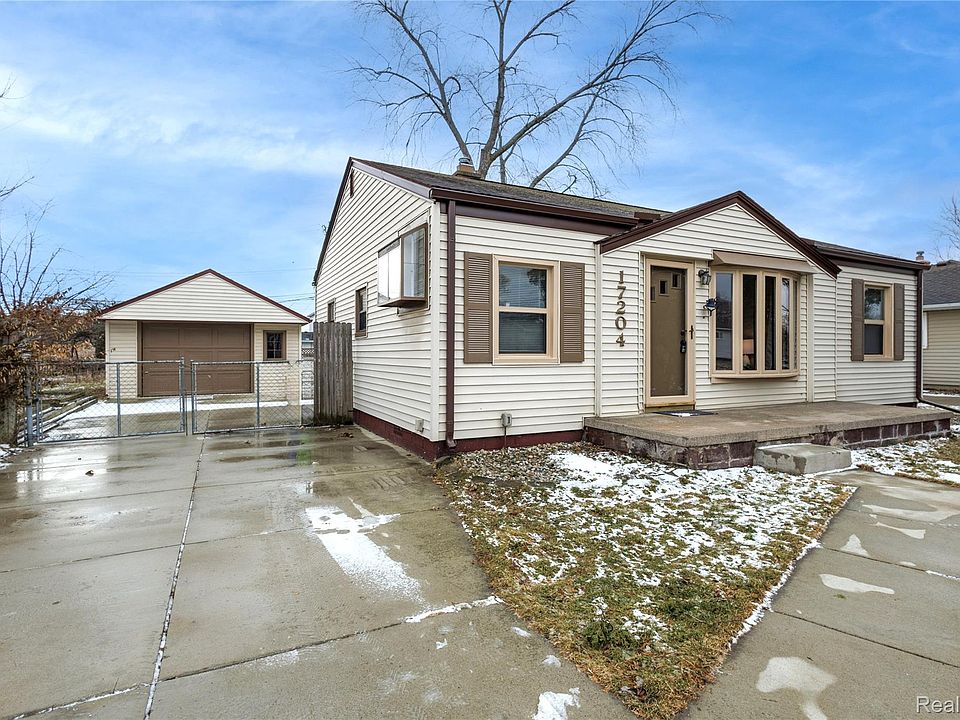 1st image of 17204 Park Ln