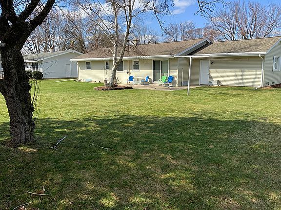 2nd image of 115 Keller Blvd