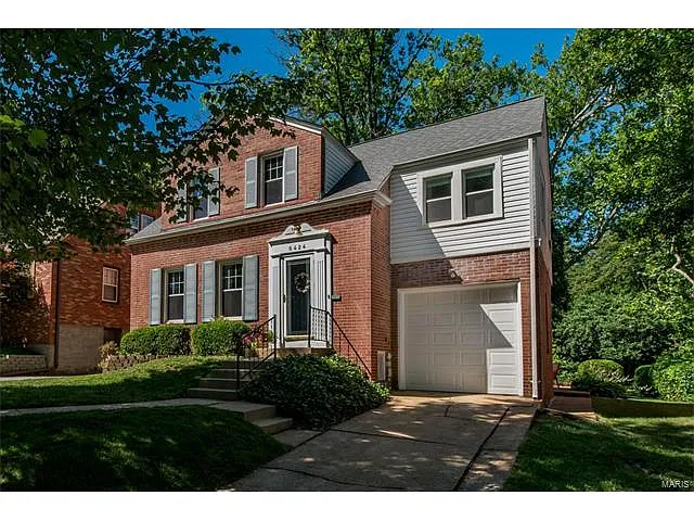 8424 Ardsley Dr photo 1