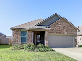 222 Saddle Crest Dr, Lafayette, LA 70507