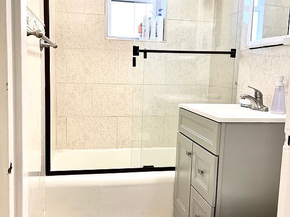 4th image of 84-50 169th St #114