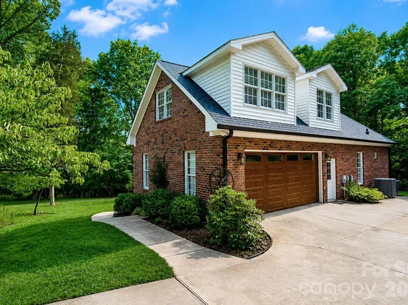 265 Westminster Ct #55, Asheboro, NC 27205