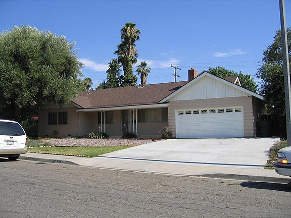 Front of 3350 Celeste Drive