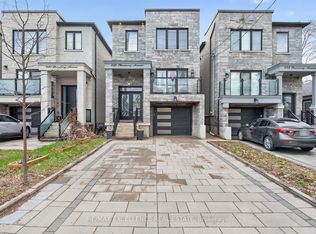 442 Pharmacy Ave W, Toronto, ON M1L 3G6