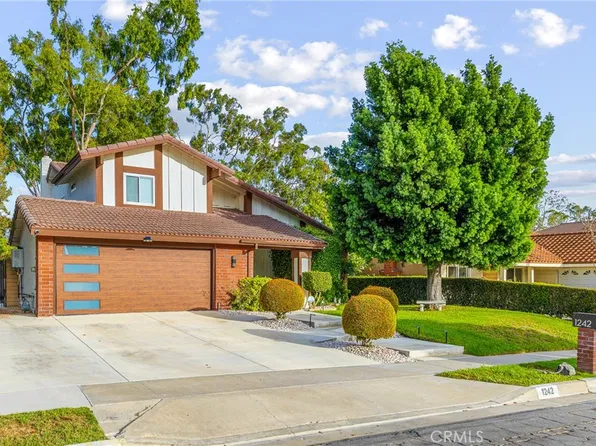 1242 Candlewood Dr, Fullerton, CA 92833