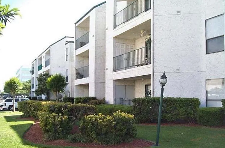 2816 S Bartell Dr #22 — Photo 14