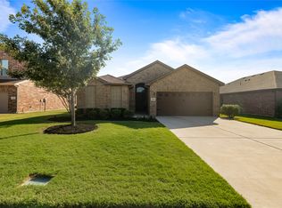 1820 Creekwood Dr, Cleburne, TX 76033