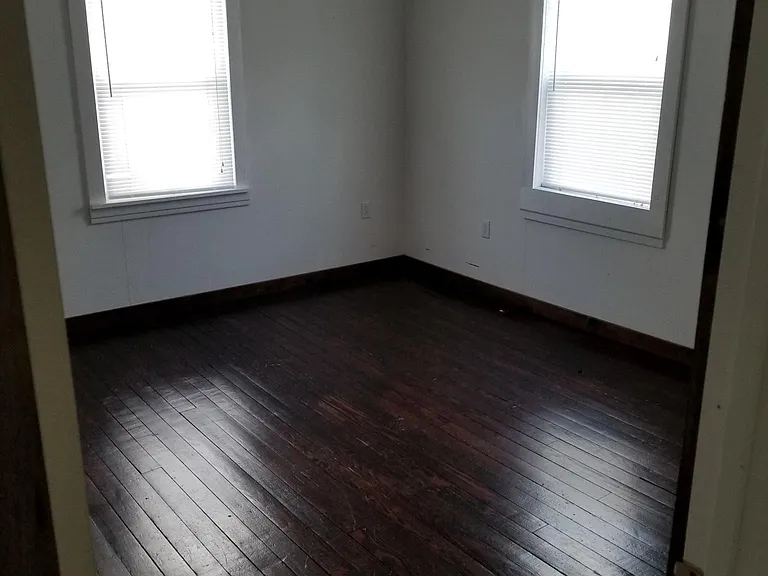 1227 Jefferson Ave — Photo 27