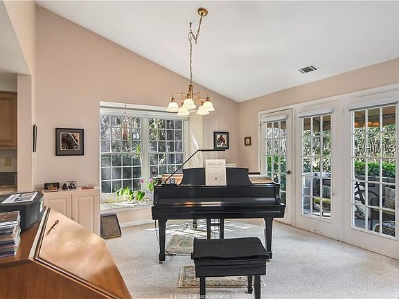 5th image of 70 Shipyard Dr APT 136