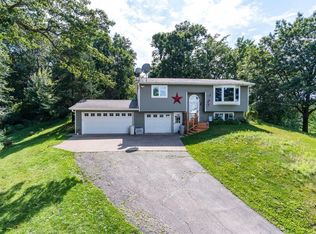 W5861 Mahlum Rd, Holmen, WI 54636