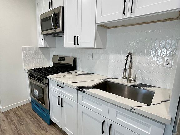 2nd image of 3705 Alabama St #3707