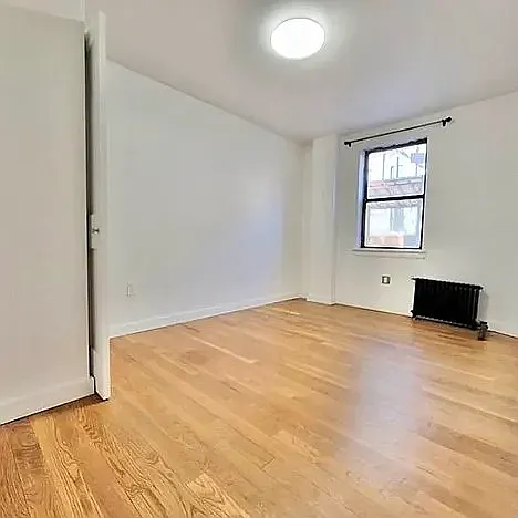 350 Greene Ave #1 — Photo 2