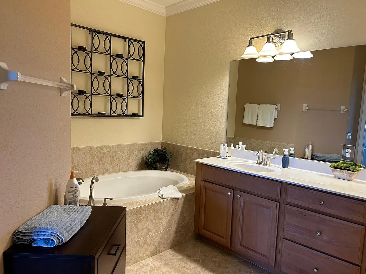 Building Photo - 416 Winding Brook Ln #102