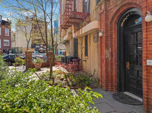 96 South Portland Avenue image 8 of 8