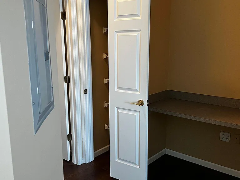 6708 Durwood Ln — Photo 16
