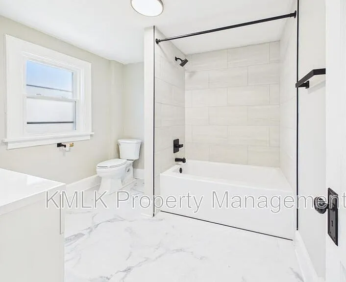 2899 Northland St — Photo 37