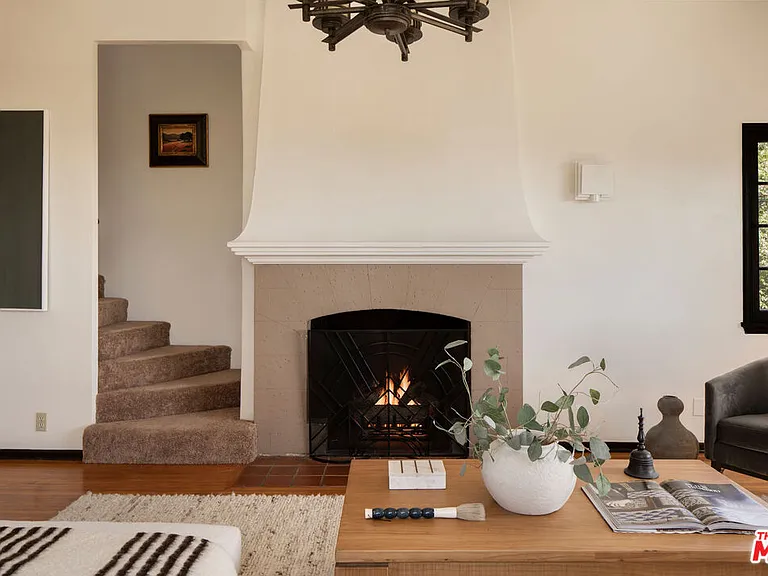 755 Luton Dr — Photo 11