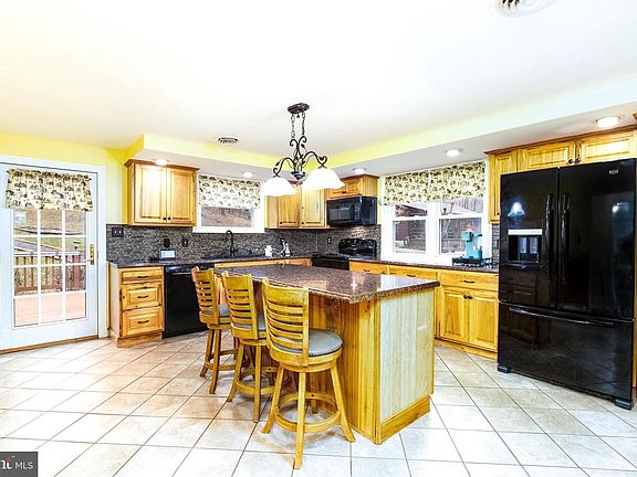 2nd image of 355 Silver Run Valley Rd