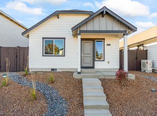 4032 SW Obsidian Pl, Redmond, OR 97756