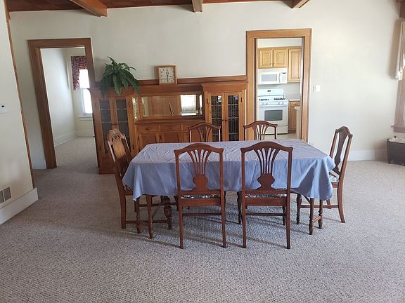 4th image of 102 Park Pl