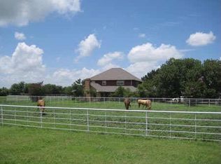 617 Malloy Rd, Red Oak, TX 75154