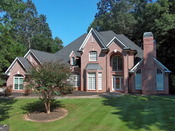 8225 Seven Oaks Dr, Jonesboro, GA 30236