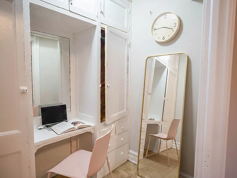 Branden Studio Closet