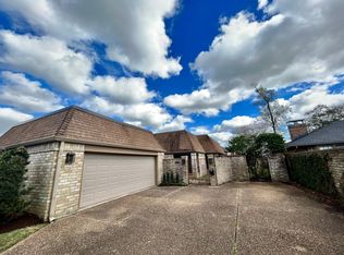 2240 Edson Dr, Beaumont, TX 77706