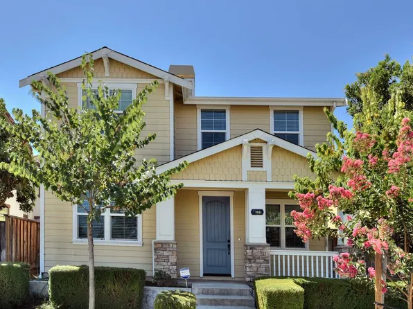 7681 Forest St #B, Gilroy, CA 95020