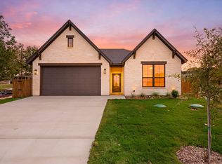 605 Mustang Trl, Granbury, TX 76049