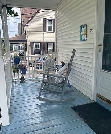 4th image of 23 Burton Ave