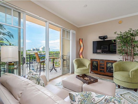 4th image of 1064 N Tamiami Trl Unit 1405