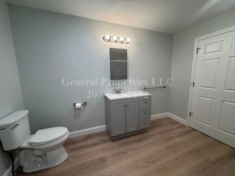 9 Beech St #5 — Photo 20