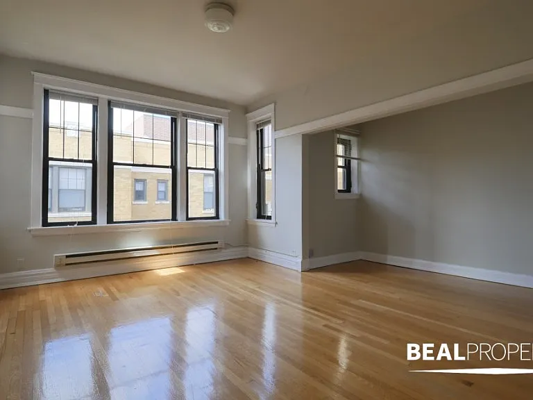 721.5 W Barry Ave #B3 — Photo 1