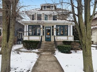 608 S Elmwood Ave, Oak Park, IL 60304