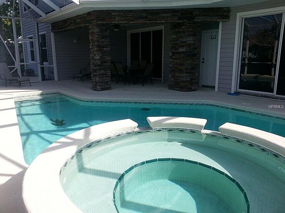 5th image of 1102 Hudson Ln