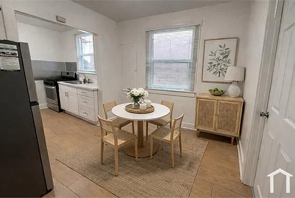 1 bed, 418 sqft, $2,825 — Photo 3