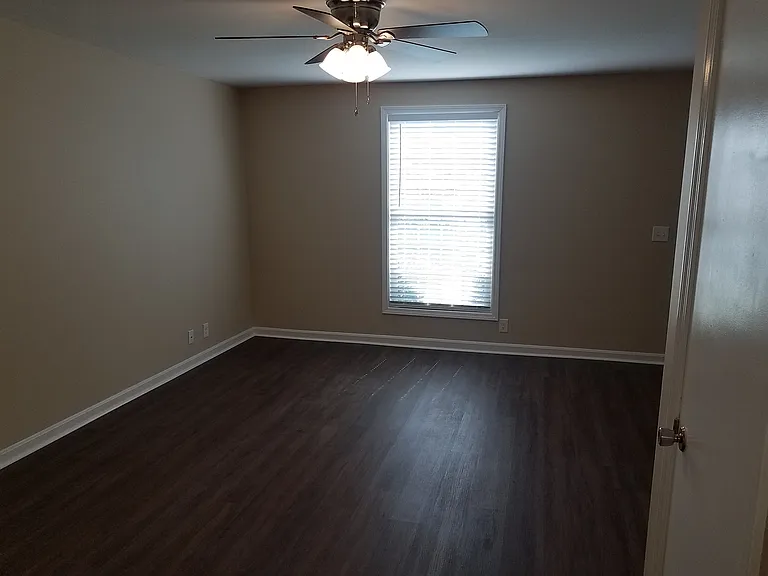 1011 Murfreesboro Rd #F2 — Photo 9