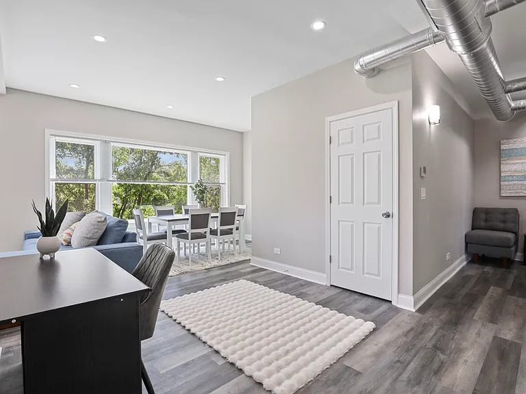 1111 Bonnie Brae Pl #3E — Photo 9