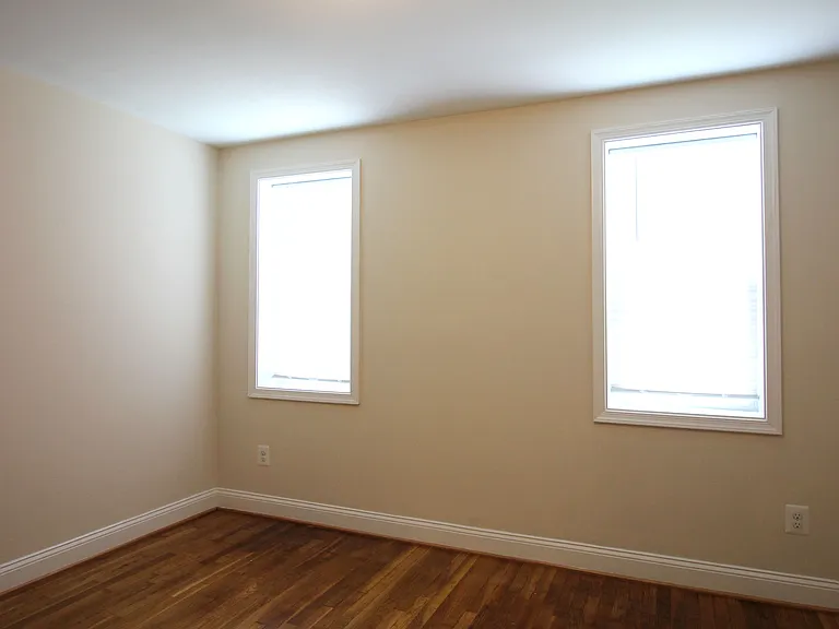 1008 Parksley Ave — Photo 12