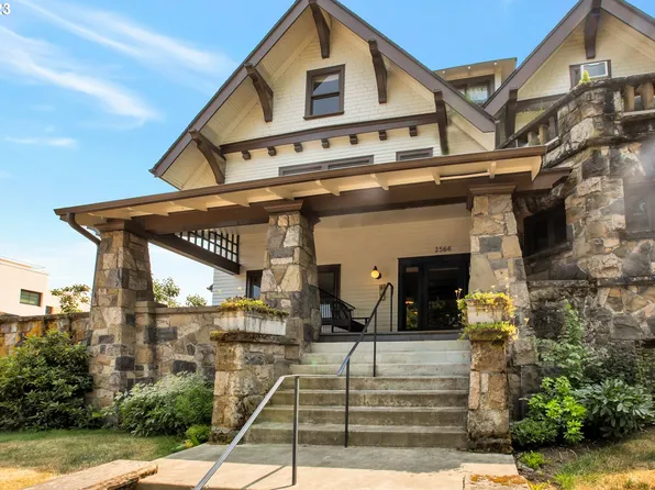 2566 NW Lovejoy St #2, Portland, OR 97210
