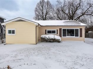 1943 Centralia Ave, Fairborn, OH 45324