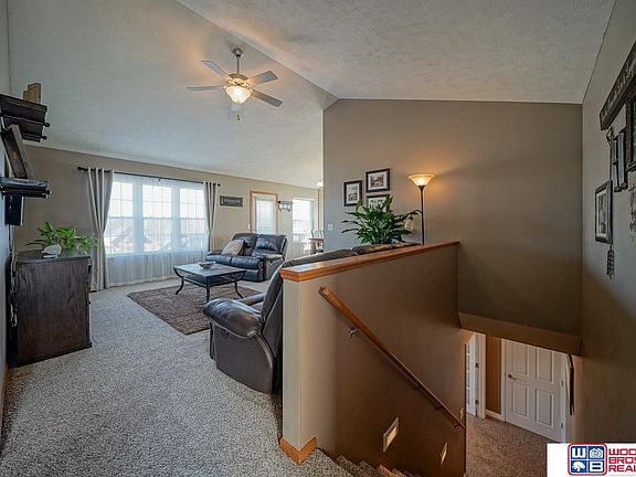 4th image of 7231 Helen Witt Dr