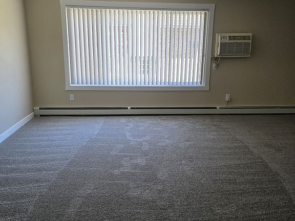 4th image of 642 36th St SW #11383316